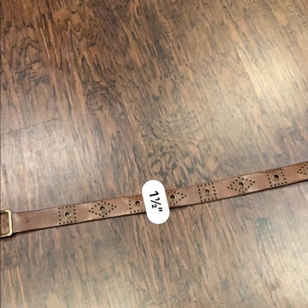 Brown Leather Belt with Brass Hardware Size Medium - Picture 13 of 14